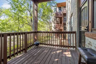 953 E 61st St, Chicago, IL 60637 - Photo 10