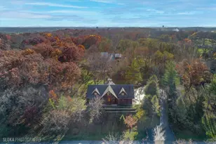 187 Rabbit Run, Ingleside, IL 60041 - Photo 4