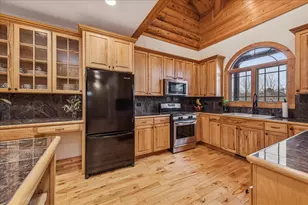 187 Rabbit Run, Ingleside, IL 60041 - Photo 16