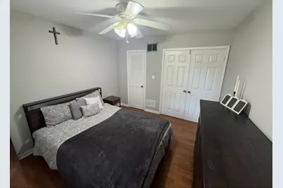 8112 S Applewood Court, Hanover Park, IL 60133 - Photo 18