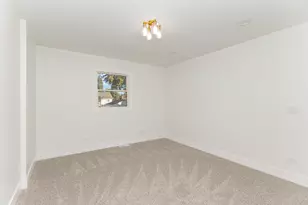 7040 W 114th St, Worth, IL 60482 - Photo 14