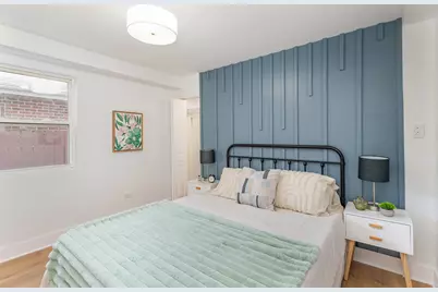 7040 W 114th Street, Worth, IL 60482 - Photo 10