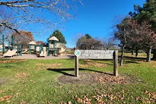 4 Aspen Ct, Streamwood, IL 60107 - Photo 28