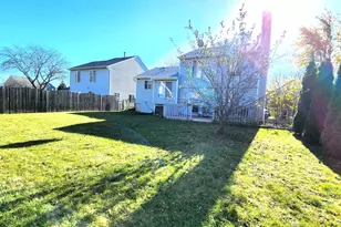4 Aspen Ct, Streamwood, IL 60107 - Photo 26
