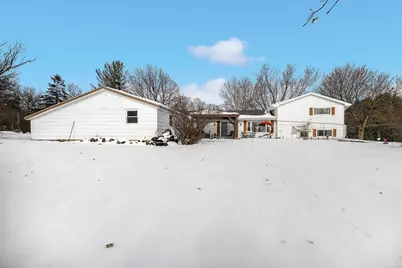 22115 Grenadier Drive, Marengo, IL 60152 - Photo 4