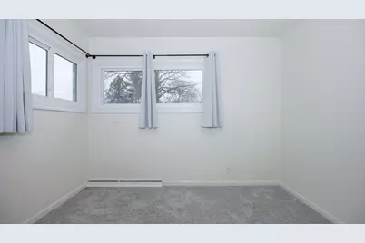 1104 Redwood Avenue, Bloomington, IL 61701 - Photo 20