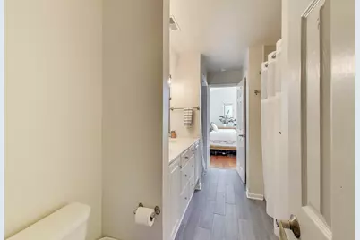 3442 N Damen Avenue #3, Chicago, IL 60618 - Photo 18