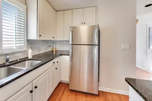 3442 N Damen Ave, Chicago, IL 60618 - Photo 10