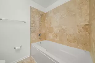 [Address not provided], Chicago, IL 60610 - Photo 12