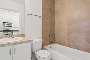 [Address not provided], Chicago, IL 60610 - Photo 14