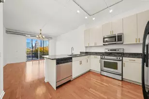 [Address not provided], Chicago, IL 60610 - Photo 6