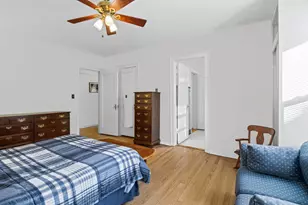 8037 Kenton Ave, Skokie, IL 60076 - Photo 12