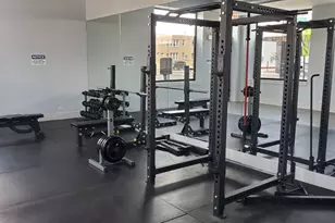 2443 N Western Ave, Chicago, IL 60647 - Photo 8