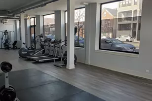 2443 N Western Ave, Chicago, IL 60647 - Photo 10