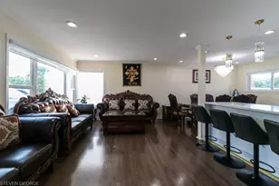 5644 Lyons St, Morton Grove, IL 60053 - Photo 8