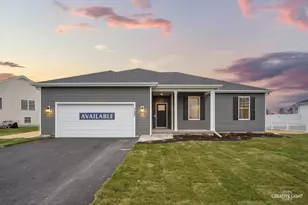 790 Cascade Dr, Marengo, IL 60152 - Photo 1