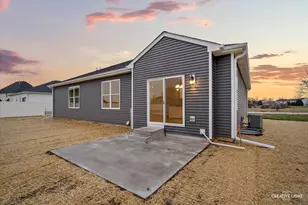 790 Cascade Dr, Marengo, IL 60152 - Photo 22