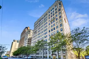 3530 N Lake Shore Dr, Chicago, IL 60657 - Photo 1