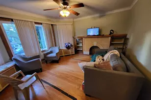 2939 N Lotus Ave, Chicago, IL 60641 - Photo 2