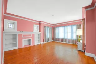 7652 S Cornell Ave, Chicago, IL 60649 - Photo 8