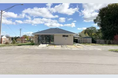 5415 Grand Avenue, Gurnee, IL 60031 - Photo 1