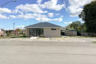 5415 Grand Ave, Gurnee, IL 60031 - Photo 1