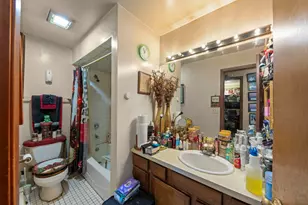 5700 St Charles Rd, Berkeley, IL 60163 - Photo 14