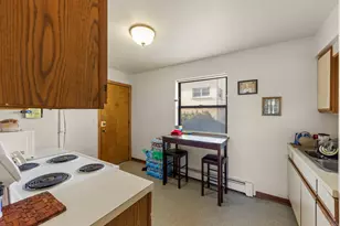 5700 St Charles Rd, Berkeley, IL 60163 - Photo 6