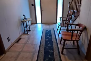 2585 E 450th Rd, Oglesby, IL 61348 - Photo 2