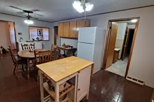 2585 E 450th Rd, Oglesby, IL 61348 - Photo 12