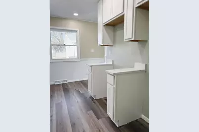 419 Ferris Street, Dixon, IL 61021 - Photo 12