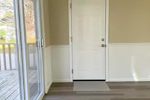 419 Ferris St, Dixon, IL 61021 - Photo 8