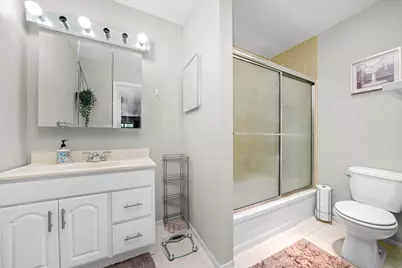 1926 Prairie Square #210B, Schaumburg, IL 60173 - Photo 12