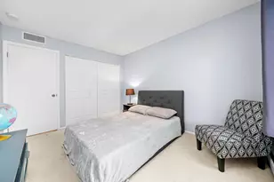 1926 Prairie Square, Schaumburg, IL 60173 - Photo 14