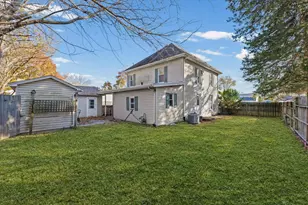 110 W Warren St, Saint John, IL 61873 - Photo 28