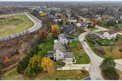 14355 Spring Meadow Court, Libertyville, IL 60048 - Photo 62