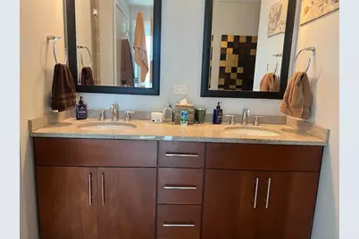 [Address not provided], Chicago, IL 60611 - Photo 16