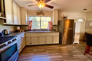 3406 Seine Ct, Hazel Crest, IL 60429 - Photo 4