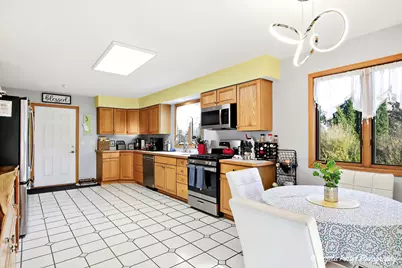 23209 Cals Court, Harvard, IL 60033 - Photo 10