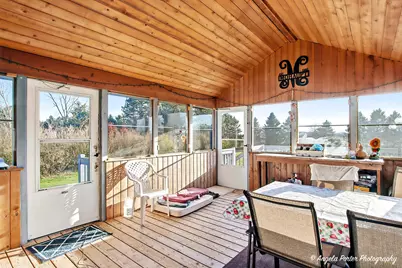 23209 Cals Court, Harvard, IL 60033 - Photo 16