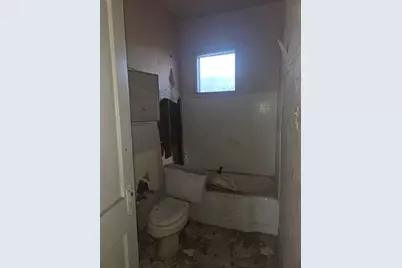 12341 S Parnell Avenue, Chicago, IL 60628 - Photo 4