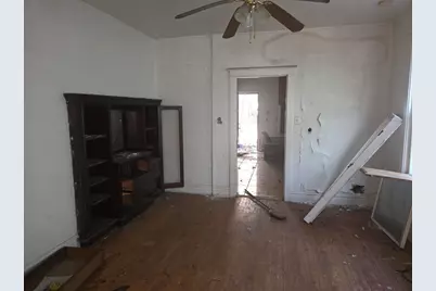 12341 S Parnell Avenue, Chicago, IL 60628 - Photo 14