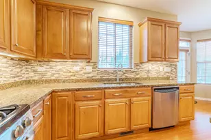 125 N Spruce Ave, Wood Dale, IL 60191 - Photo 22