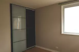 9433 Lincolnwood Dr, Evanston, IL 60203 - Photo 6