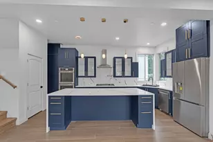 9100 Kenton Ave, Skokie, IL 60076 - Photo 18