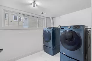 9100 Kenton Ave, Skokie, IL 60076 - Photo 34