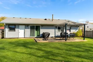 420 Berkshire Ave, Romeoville, IL 60446 - Photo 22