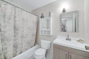 521 Coventry Ln, Crystal Lake, IL 60014 - Photo 12