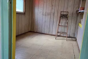 7554 S St Lawrence Ave, Chicago, IL 60619 - Photo 6