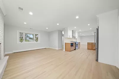 7925 William Drive, Willowbrook, IL 60527 - Photo 2